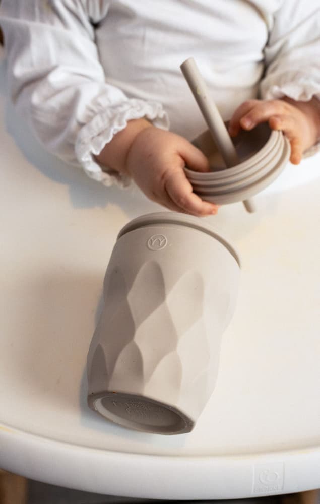 Gobelet pour enfant avec paille & couvercle pour goûter