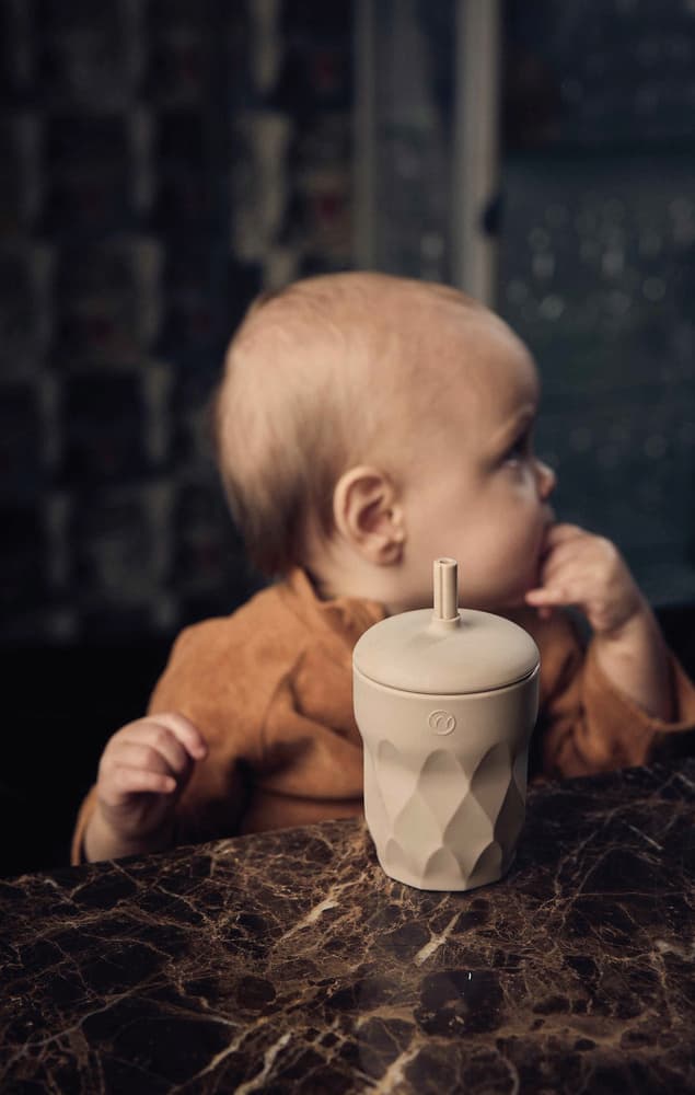 Gobelet pour enfant avec paille & couvercle pour goûter