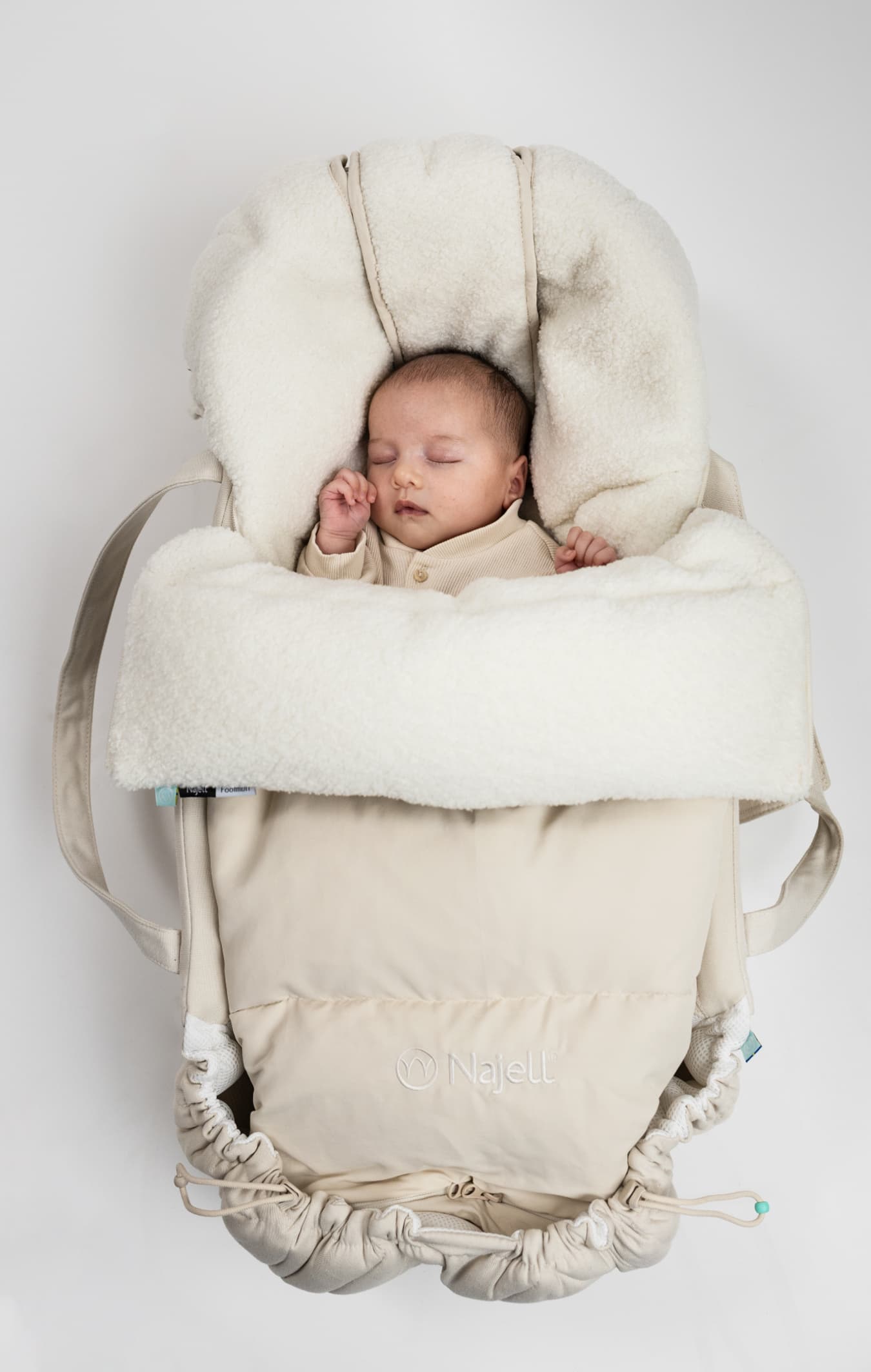 SleepCarrier & Voetenzak met dons